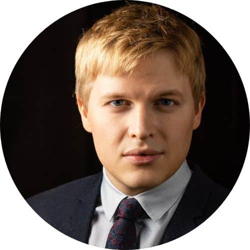 Ronan Farrow, author